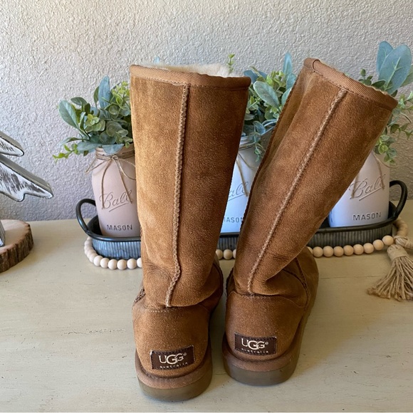 UGG Classic Tall Boots - Picture 3 of 7